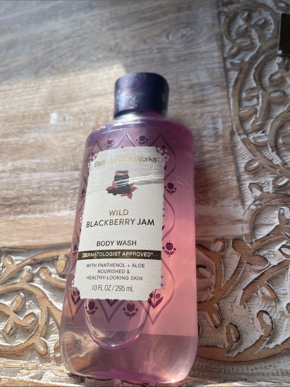Bath & Body Works Wild Blackberry Jam Body Wash - Purple Pink Gradient